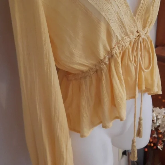 FP Obeiri Blouse - Picture 11 of 16